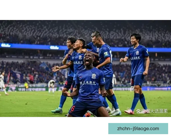 阿马杜统领申花中场防线堪称中超最佳后腰